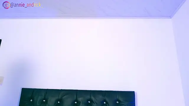 Snapshot of _leda_swan_ chatting on February 2026 01:10:01 PM leda swan online show from February 2026 01:10:01 PM