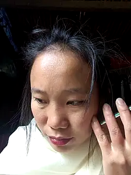 liu-liusexy online show from November 2025 02:20:01 AM