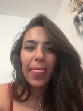 Mitalina online show from May 2026 03:17:01 PM