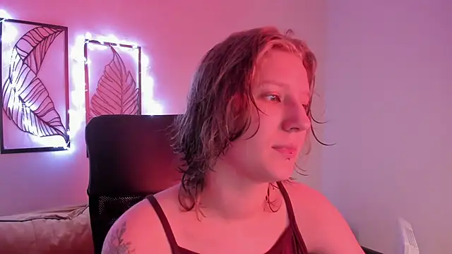 Hailey Foxy online show from November 2025 09:04:01 AM