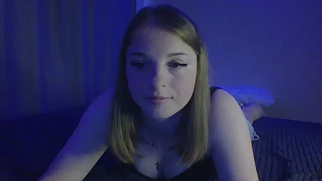 Snapshot of Star_Girlish chatting on October 2025 11:52:02 AM Star Girlish online show from October 2025 11:52:02 AM