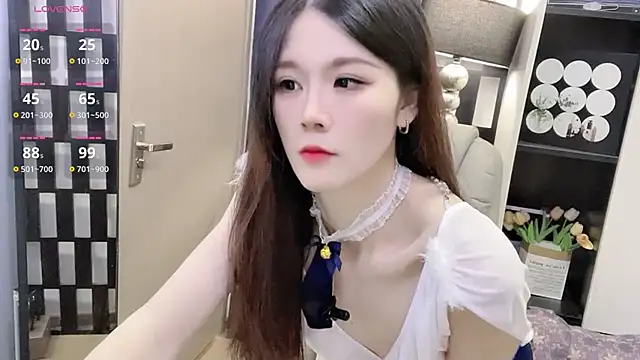 Snapshot of Yueyue-MM chatting on November 2025 01:27:01 AM Yueyue-MM online show from November 2025 01:27:01 AM