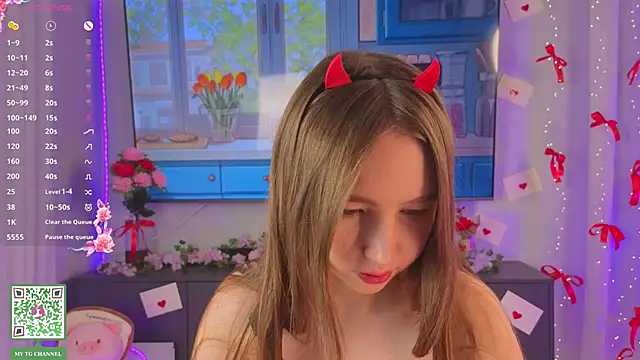 ElfredaTupy online show from March 2026 06:55:01 PM