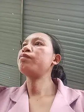 Snapshot of simi-lucy chatting on September 2025 03:54:01 AM simi-lucy online show from September 2025 03:54:01 AM