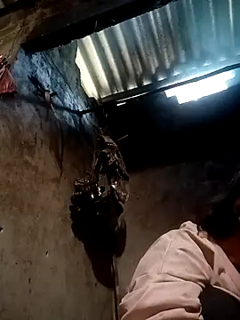 simi-lucy online show from December 2025 05:12:02 AM