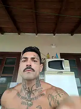 malvadobrilhante online show from October 2025 06:05:02 PM