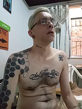 dinho carioca online show from January 2026 01:37:02 PM