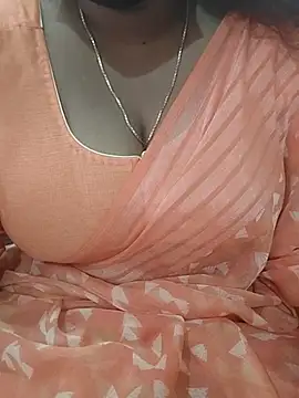 Snapshot of Silk_Smitha_27 chatting on November 2025 05:20:02 AM Silk Smitha 27 online show from November 2025 05:20:02 AM