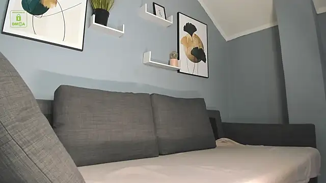 Snapshot of Zeyn_Edwards chatting on September 2025 04:10:02 PM Zeyn Edwards online show from September 2025 04:10:02 PM