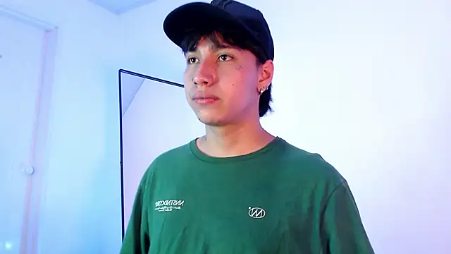 Snapshot of AngelFlexxx chatting on September 2025 08:08:01 PM AngelFlexxx online show from September 2025 08:08:01 PM