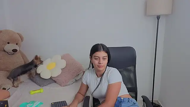 valerihouse online show from November 2025 12:35:01 AM