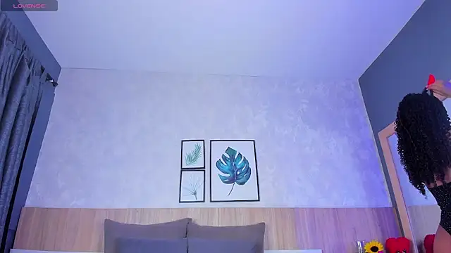 mia gate online show from October 2025 12:05:01 PM