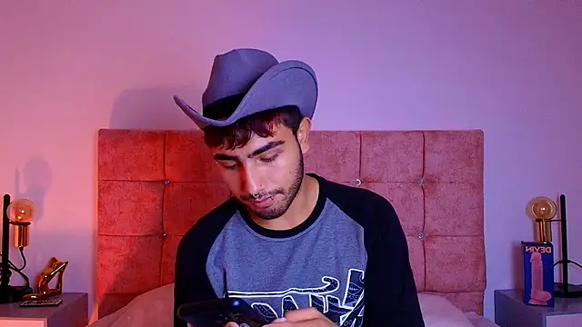 Ares Alpha online show from October 2025 06:54:02 PM