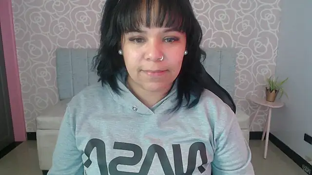 Vivi rosse ch online show from November 2025 03:28:01 AM