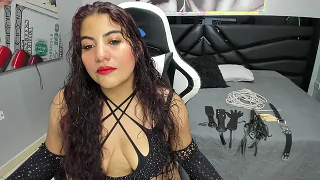 Sara Bdsm  online show from October 2025 01:45:02 PM