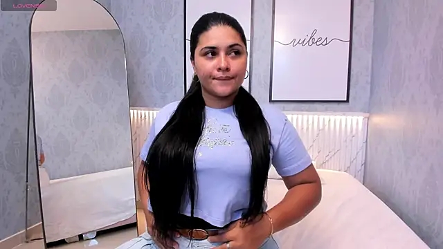 Snapshot of Scarleth_horny chatting on September 2025 07:59:02 PM Scarleth horny online show from September 2025 07:59:02 PM