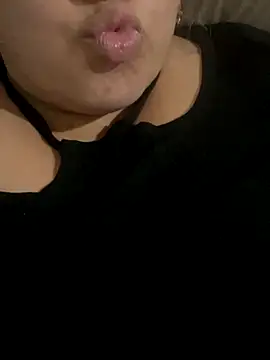 bruna438 online show from October 2025 07:53:01 PM