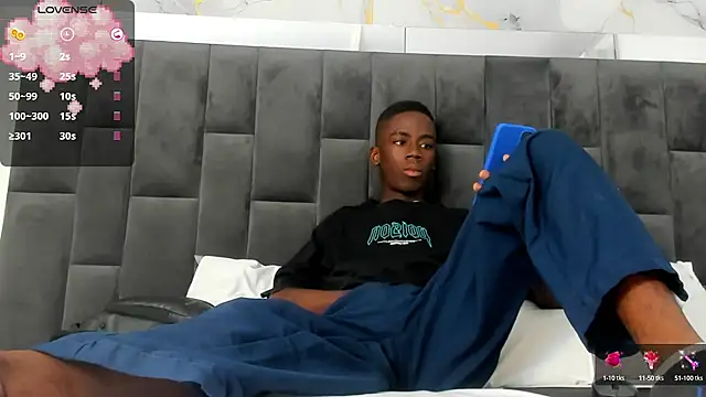 Alan blacke online show from October 2025 07:23:02 PM