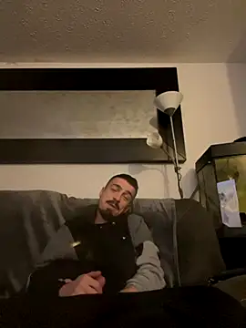 jaycoy22 online show from November 2025 01:18:01 AM