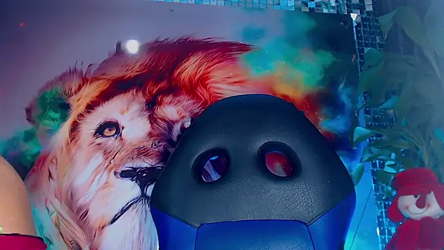 Snapshot of Cristal_Gem1 chatting on December 2025 12:14:02 PM Cristal Gem1 online show from December 2025 12:14:02 PM