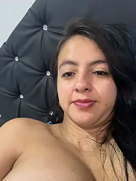 Snapshot of salo-rousee chatting on July 2026 01:28:01 PM salo-rousee online show from July 2026 01:28:01 PM