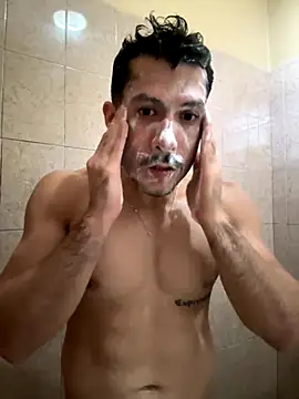 Snapshot of Darg98 chatting on September 2025 10:02:02 PM Darg98 online show from September 2025 10:02:02 PM