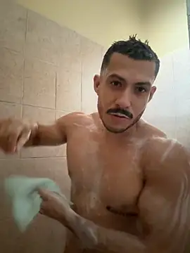 Snapshot of Darg98 chatting on November 2025 11:29:01 PM Darg98 online show from November 2025 11:29:01 PM