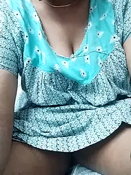 Snapshot of WarmCliff49 chatting on November 2025 07:02:02 PM WarmCliff49 online show from November 2025 07:02:02 PM