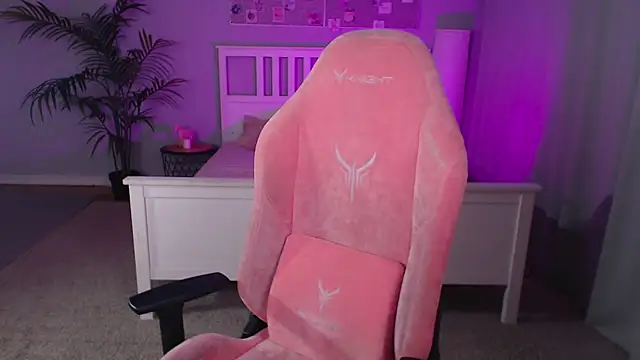 Snapshot of Barbara_Brylska chatting on October 2025 02:07:02 PM Barbara Brylska online show from October 2025 02:07:02 PM