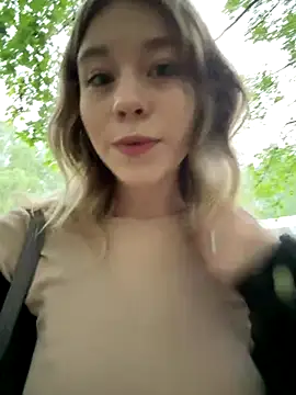 Mimiumuy online show from September 2025 02:29:02 PM