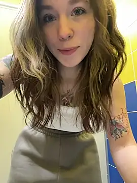 Mimiumuy online show from December 2025 11:51:01 AM