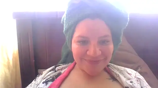 Isisflame online show from November 2025 04:40:02 PM