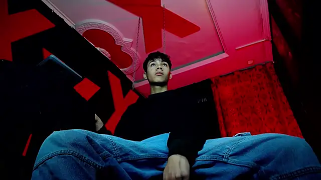 SemerHott online show from September 2025 01:45:01 PM