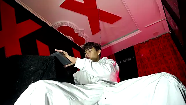 SemerHott online show from September 2025 01:49:02 PM