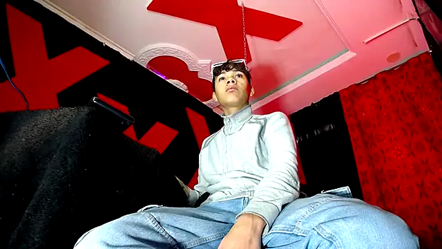 SemerHott online show from October 2025 01:40:02 PM