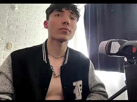 knielBgm online show from March 2026 08:26:02 PM