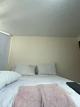 Snapshot of azzahara- chatting on February 2026 08:21:01 PM azzahara- online show from February 2026 08:21:01 PM