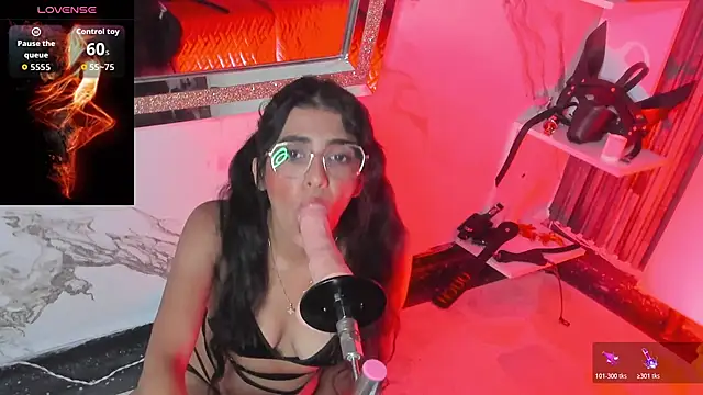 Snapshot of Violet_sl4ve chatting on November 2025 08:51:01 PM Violet sl4ve online show from November 2025 08:51:01 PM