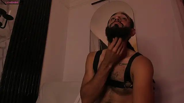 Snapshot of Tatis__ chatting on January 2026 02:28:02 AM Tatis online show from January 2026 02:28:02 AM