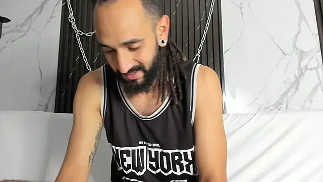 Snapshot of Tatis__ chatting on February 2026 08:23:01 PM Tatis online show from February 2026 08:23:01 PM