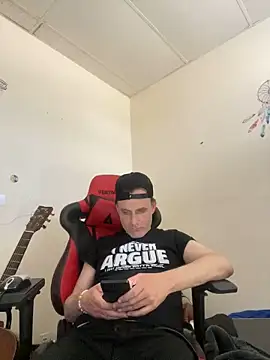 NicPolaris online show from April 2026 06:58:02 PM