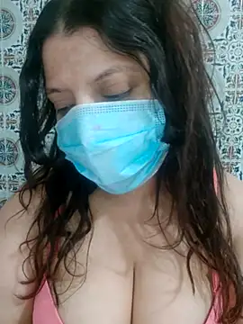 Hot-lino online show from June 2026 03:50:01 PM