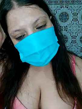 Snapshot of Hot-lino chatting on July 2026 02:38:01 AM Hot-lino online show from July 2026 02:38:01 AM