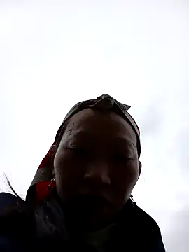 tcm-cute online show from October 2025 02:12:01 AM