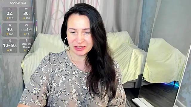 Snapshot of Lea_shadom chatting on June 2026 01:03:01 AM Lea shadom online show from June 2026 01:03:01 AM