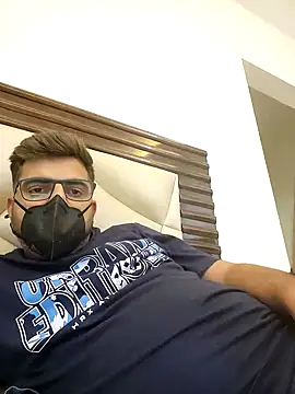 Snapshot of LoveGuruRA chatting on September 2025 11:55:01 AM LoveGuruRA online show from September 2025 11:55:01 AM