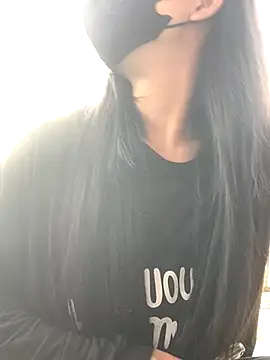 Tieuvi 18 online show from November 2025 12:20:01 AM