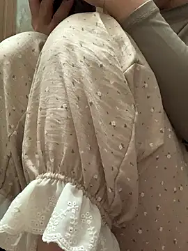 Tieuvi 18 online show from November 2025 12:38:01 PM