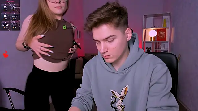 veronica bubble online show from November 2025 08:44:01 PM