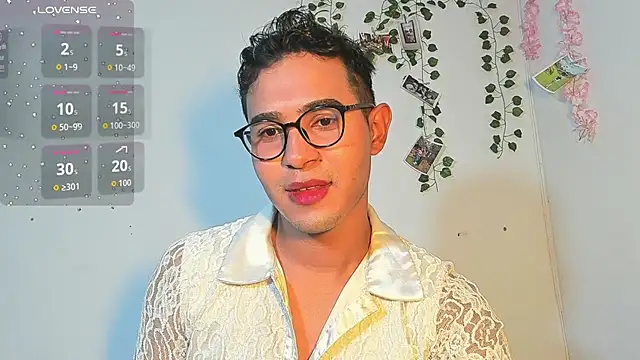 Snapshot of cute_sammy_1 chatting on October 2025 10:22:02 AM cute sammy 1 online show from October 2025 10:22:02 AM